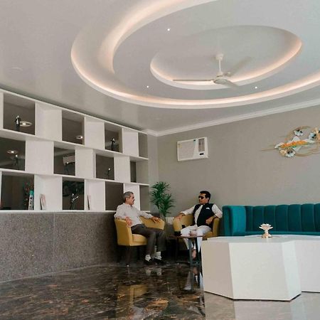 Dimāpur Hotel Grand Lotus מראה חיצוני תמונה