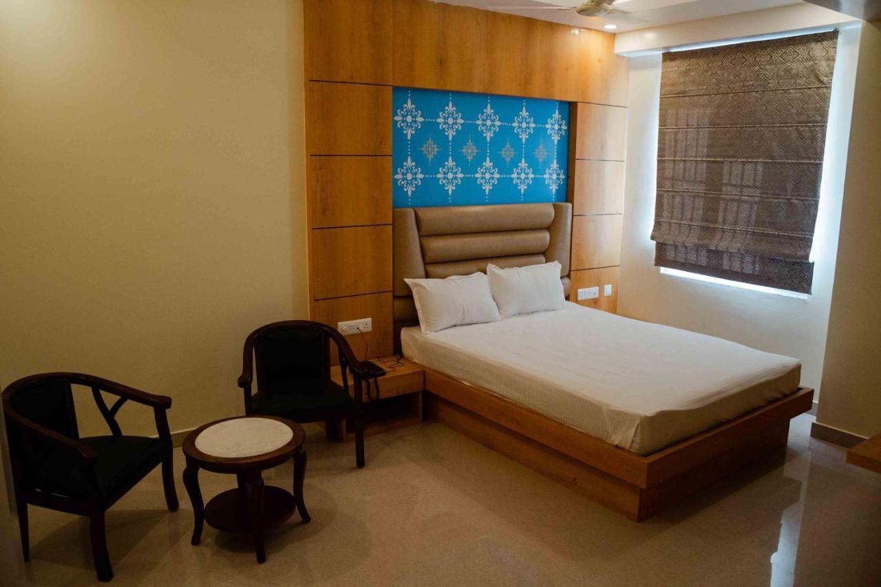 Dimāpur Hotel Grand Lotus מראה חיצוני תמונה